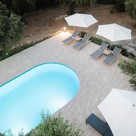 Phoebe Summer House *